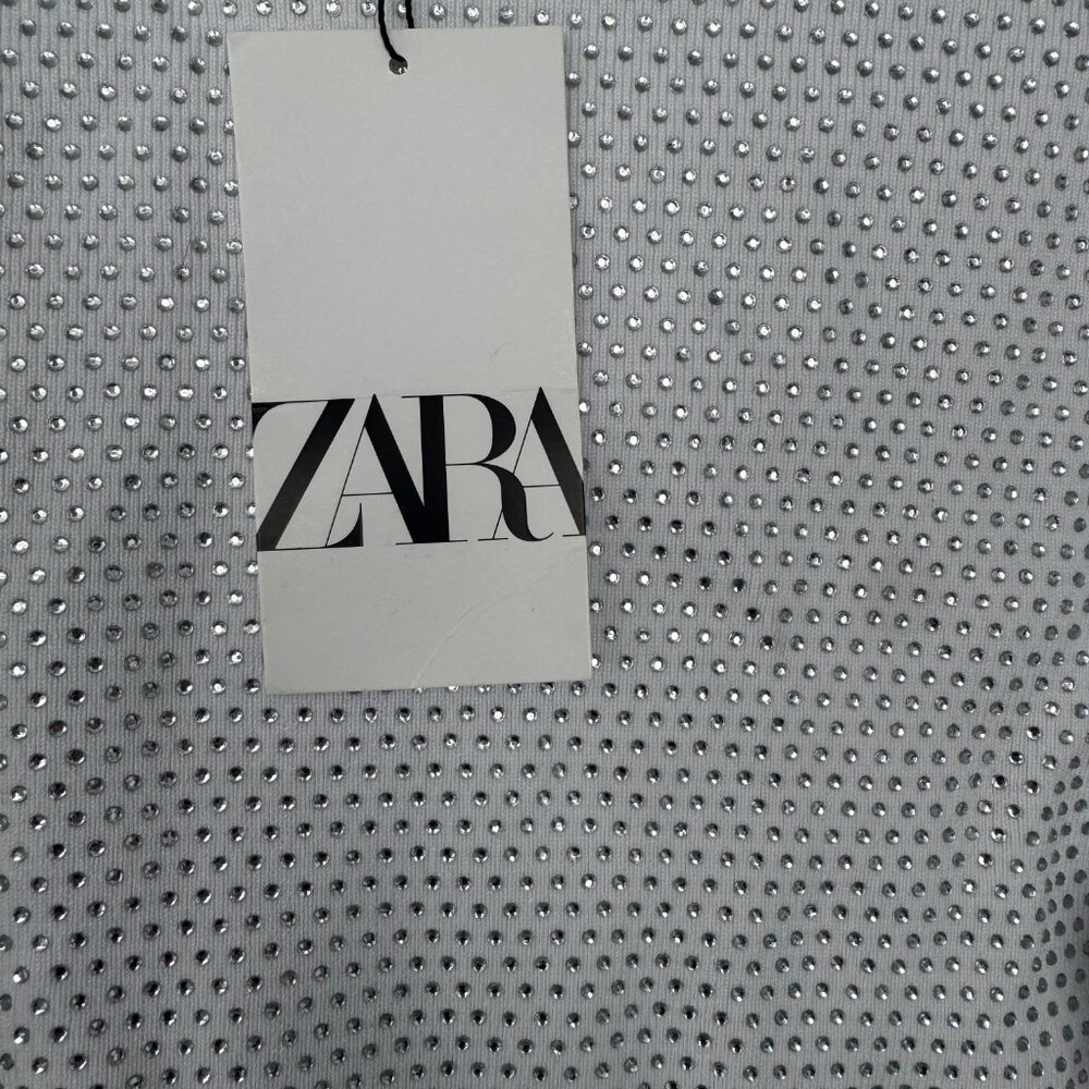 *NWT* ZARA  STUDDED WHITE CROP TOP